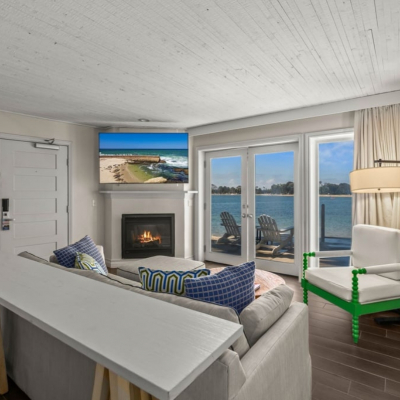 Bayside Fireplace Suite - Bayside Fireplace Suite
