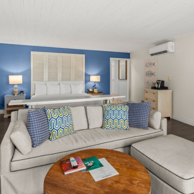 Bayside Fireplace Suite Living/Bedroom