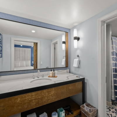 lanai garden bathroom